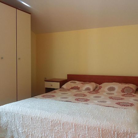Apartments Villa Dalmatina Водице Экстерьер фото