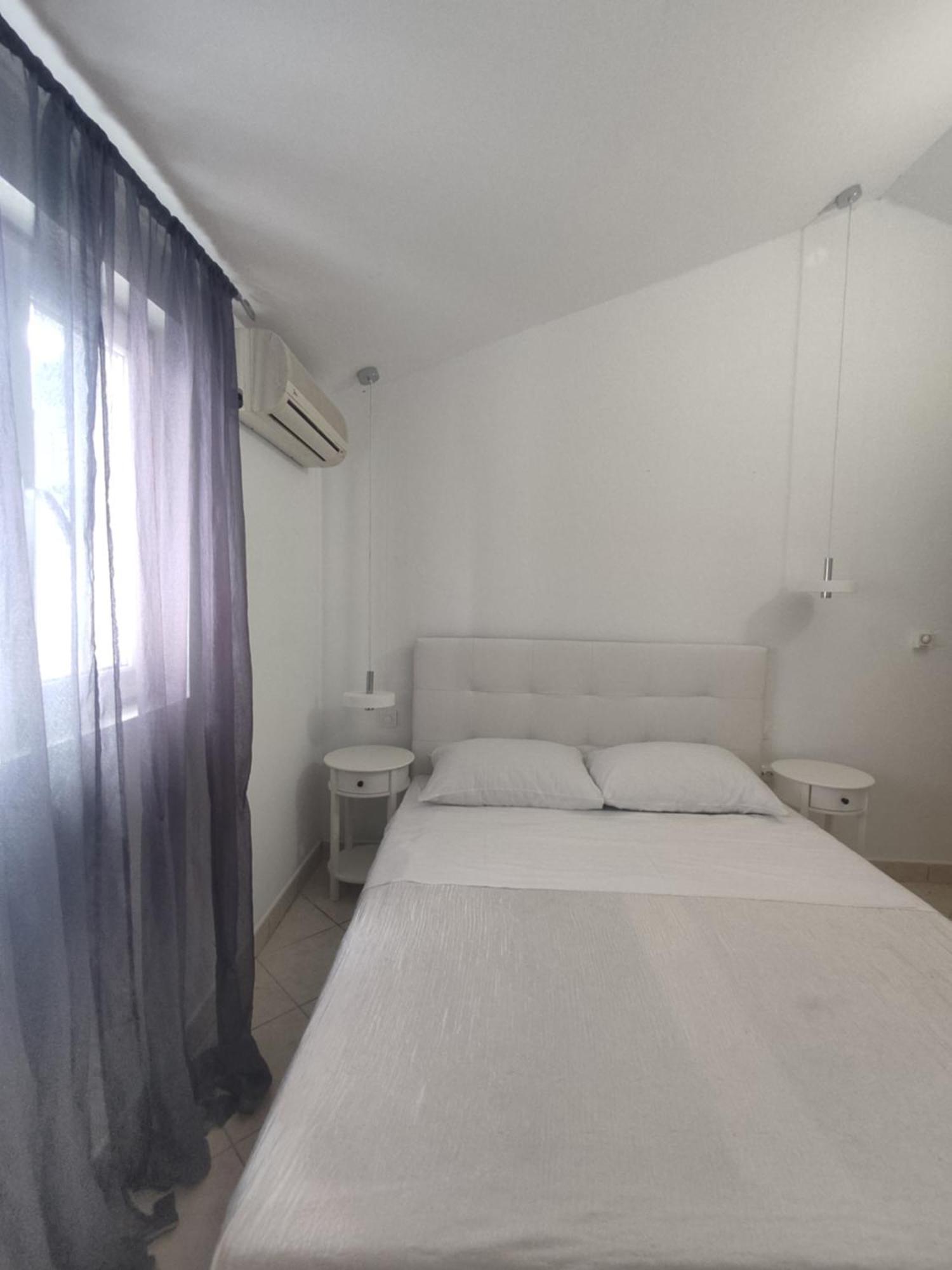 Apartments Villa Dalmatina Водице Экстерьер фото
