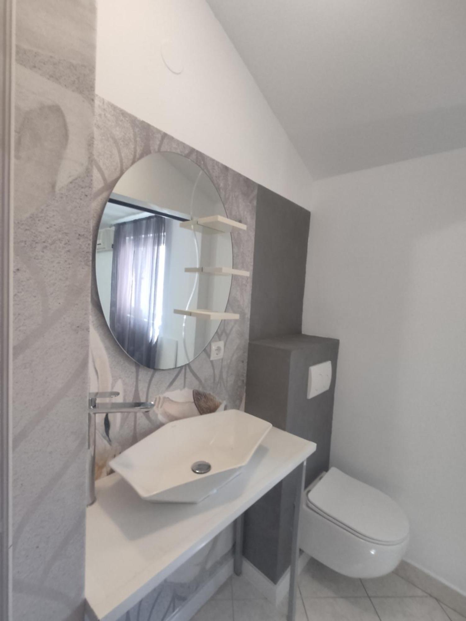 Apartments Villa Dalmatina Водице Экстерьер фото