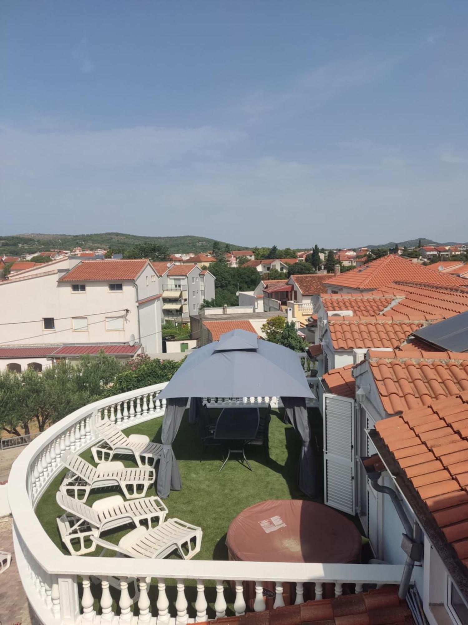 Apartments Villa Dalmatina Водице Экстерьер фото