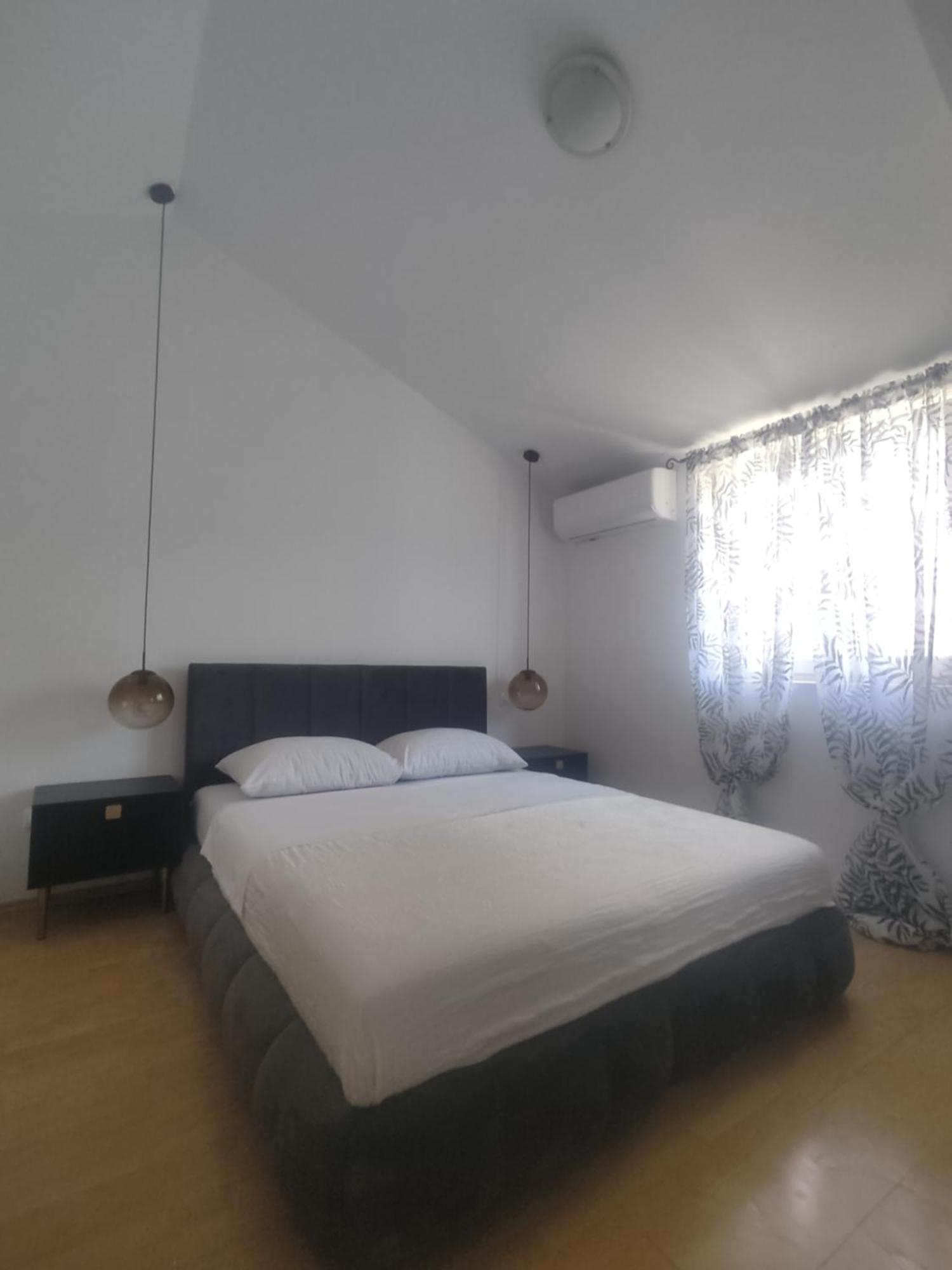 Apartments Villa Dalmatina Водице Экстерьер фото