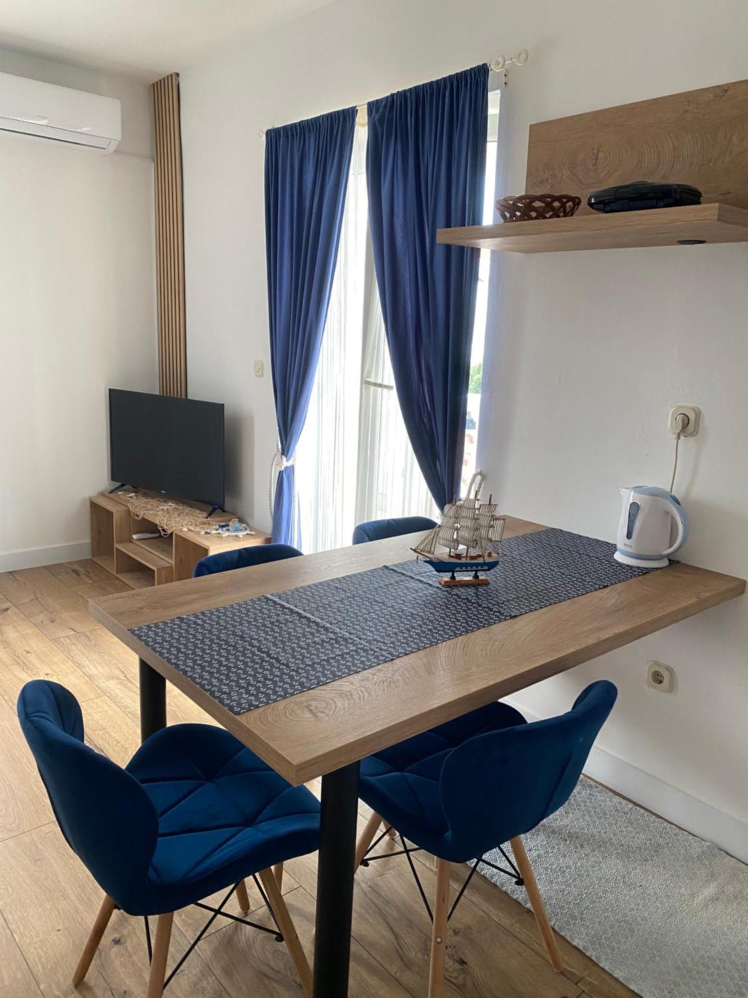Apartments Villa Dalmatina Водице Экстерьер фото