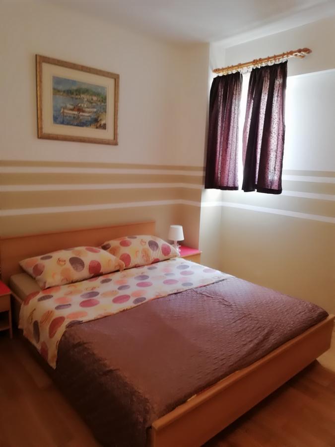 Apartments Villa Dalmatina Водице Экстерьер фото