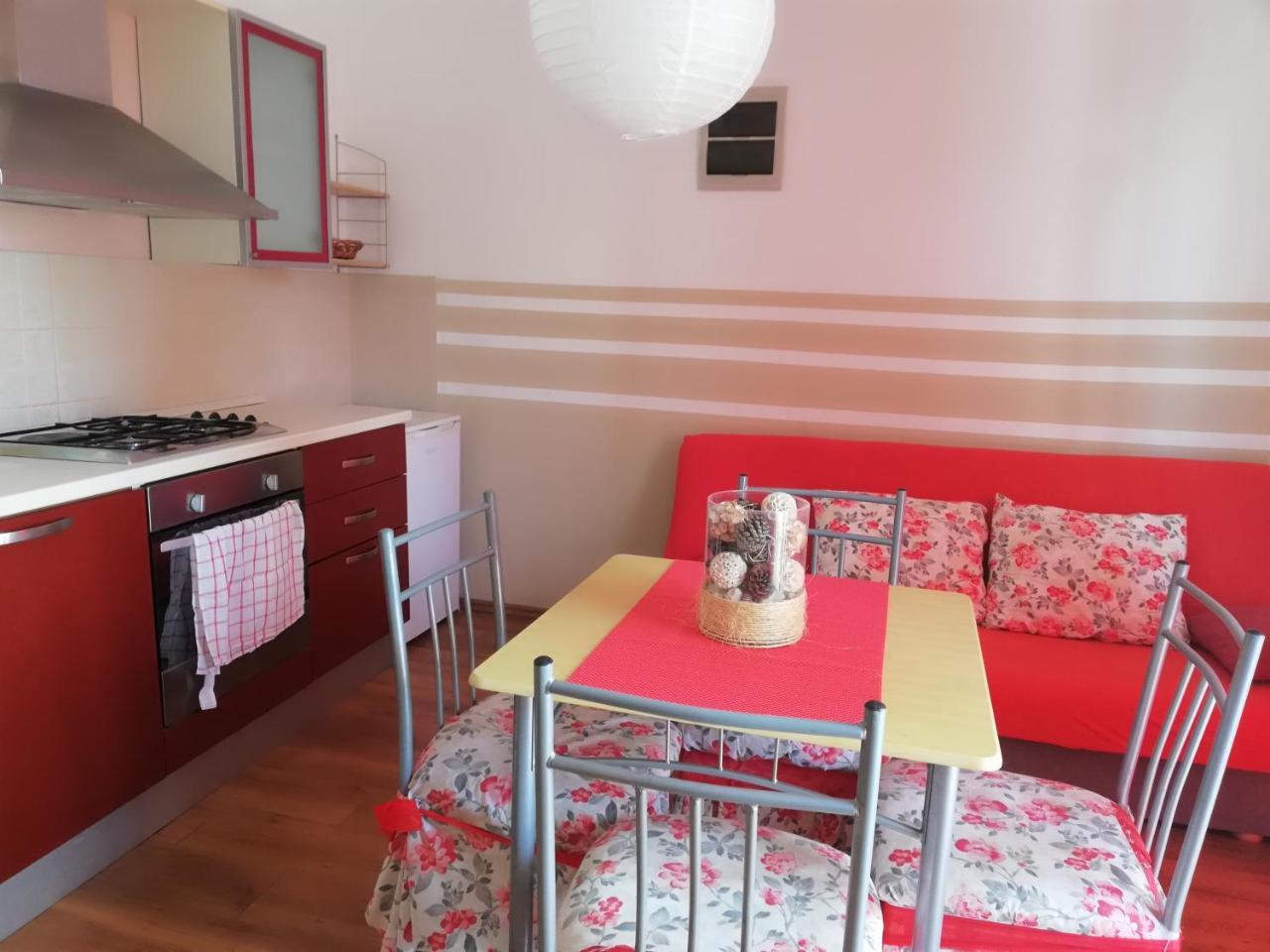 Apartments Villa Dalmatina Водице Экстерьер фото
