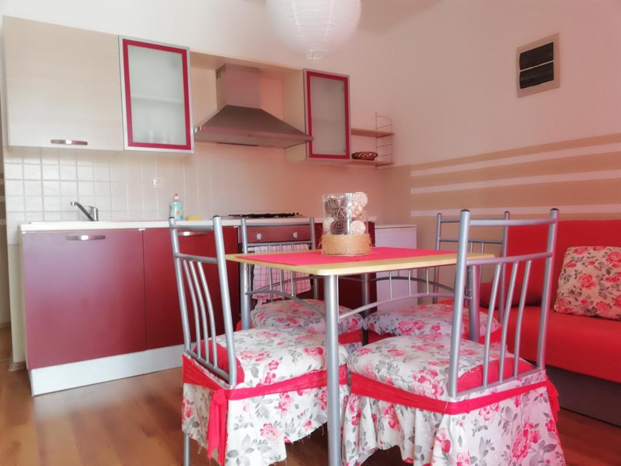 Apartments Villa Dalmatina Водице Экстерьер фото